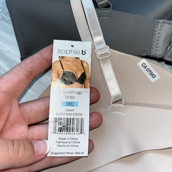 Bras - Picture 2 of 3